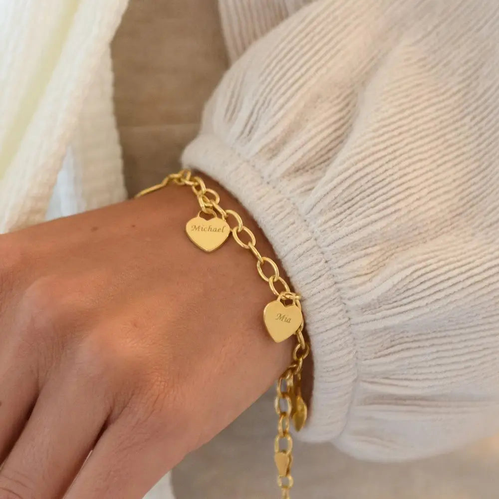 GEPERSONALISEERDE HARTJES ARMBAND